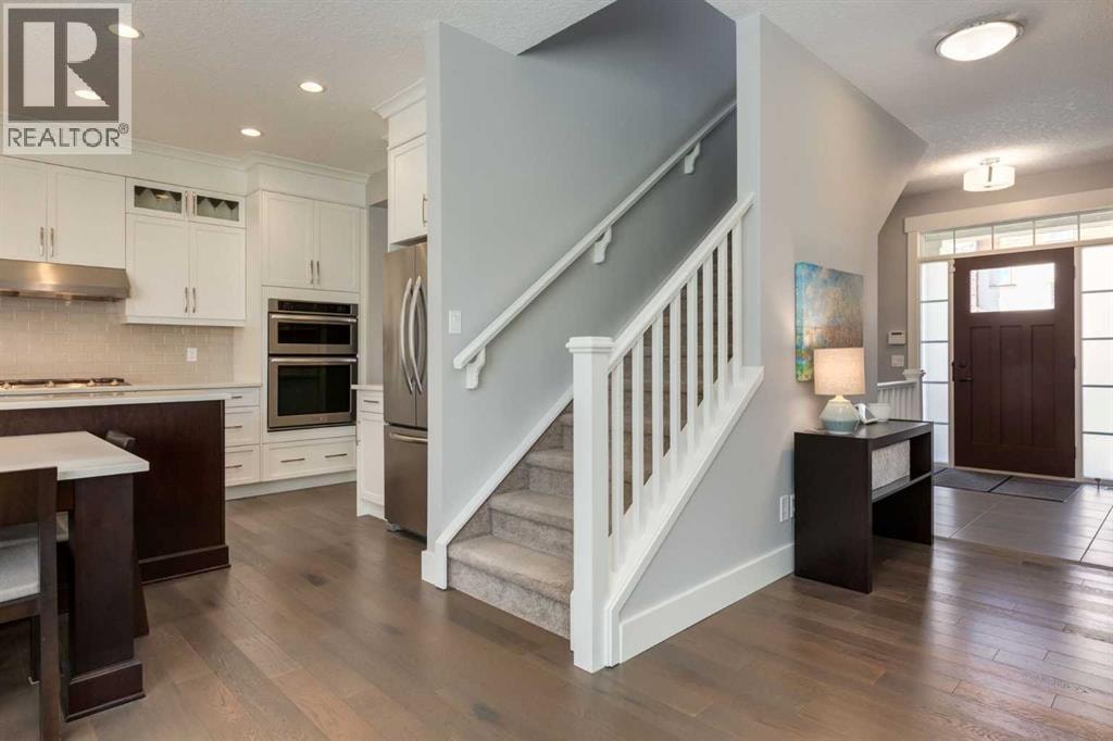 76 Dieppe Drive SW — photo 17