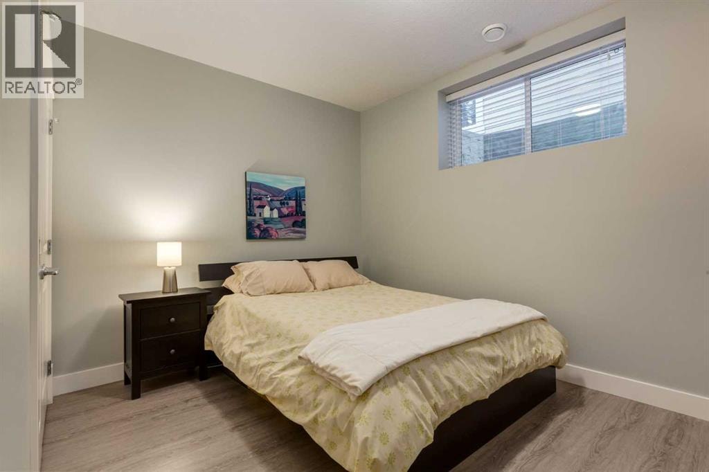 76 Dieppe Drive SW — photo 34