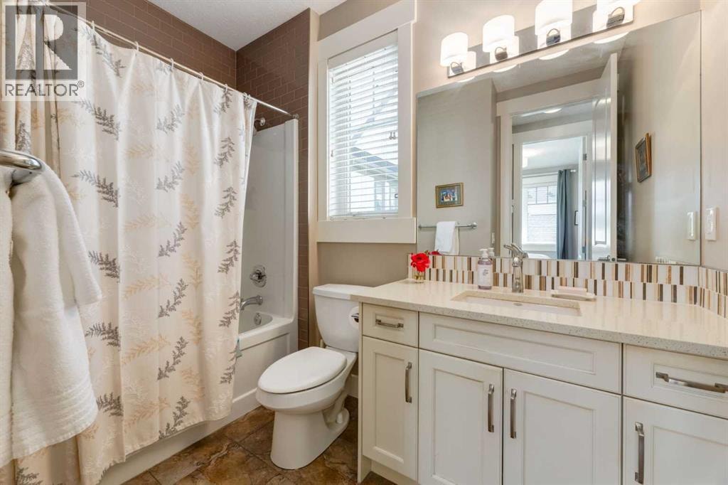 76 Dieppe Drive SW — photo 46