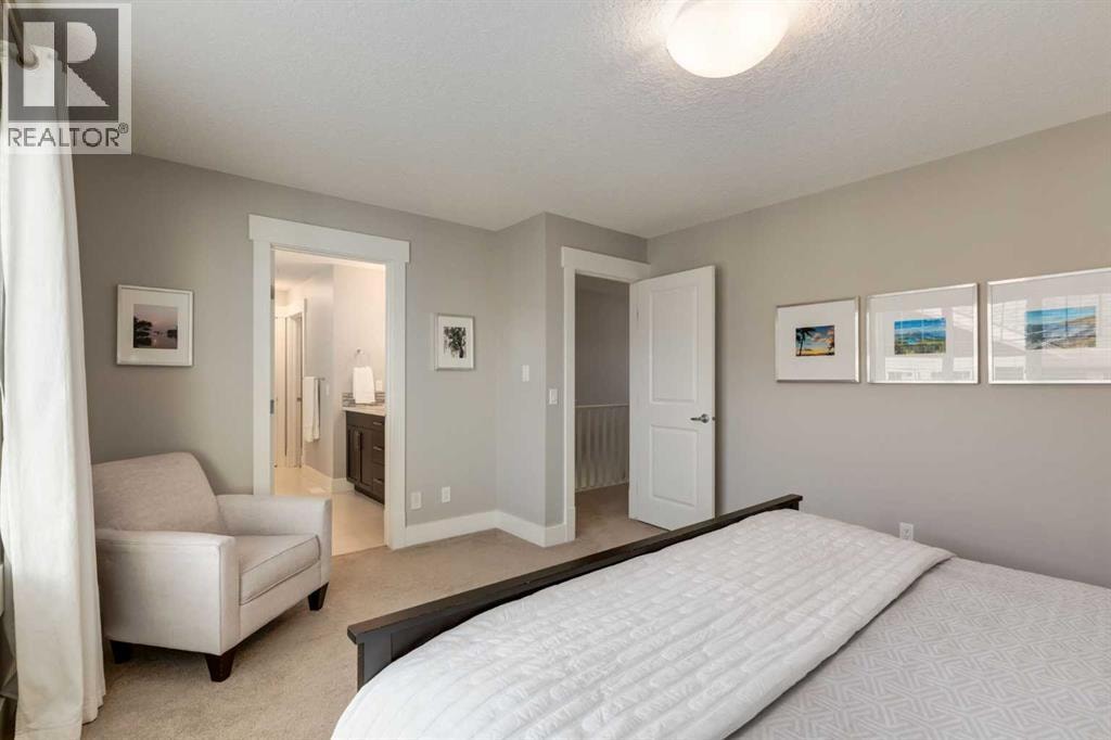 76 Dieppe Drive SW — photo 21
