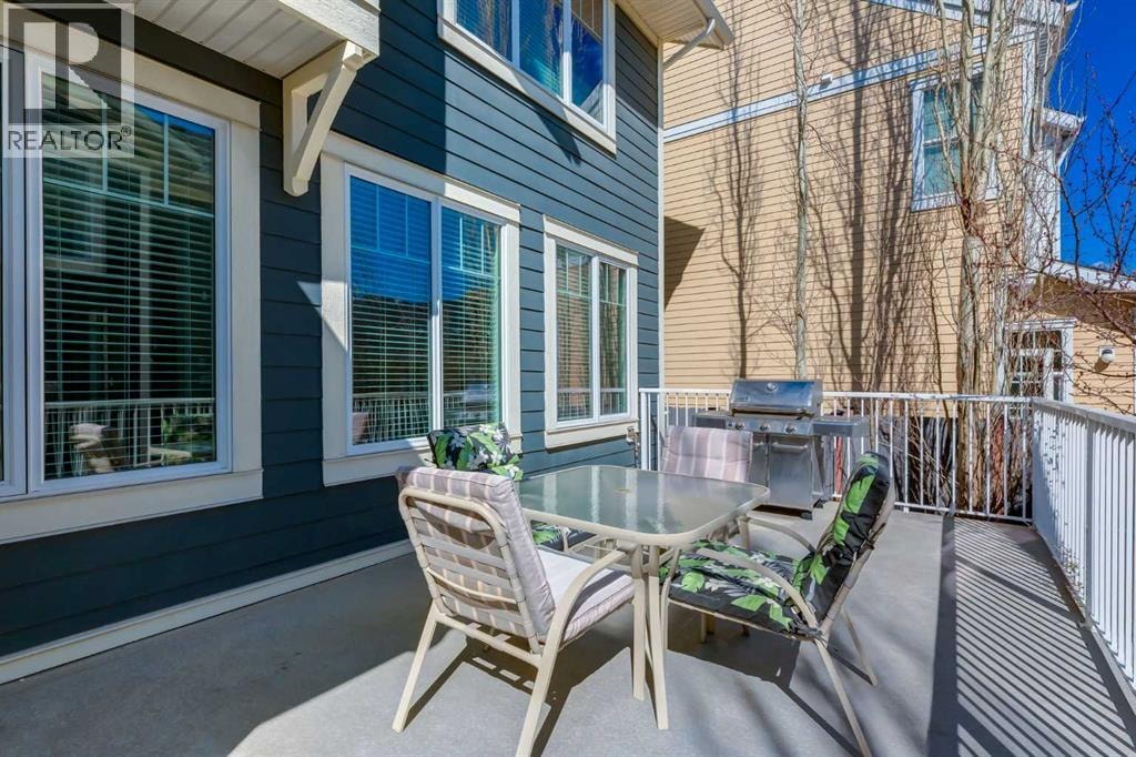 76 Dieppe Drive SW — photo 39