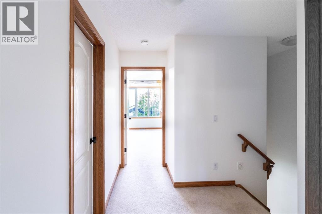 8, 120 Ross Avenue — photo 22