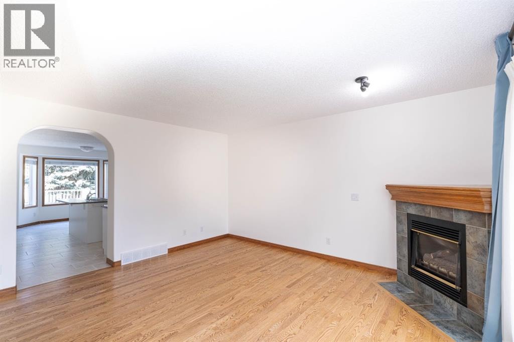 8, 120 Ross Avenue — photo 11