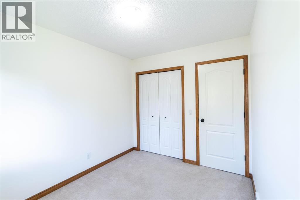 8, 120 Ross Avenue — photo 36