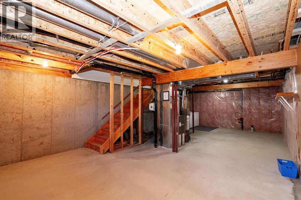 8, 120 Ross Avenue — photo 39