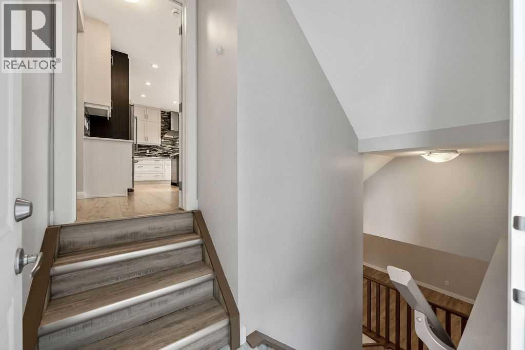 435 Evansglen Drive NW — photo 32