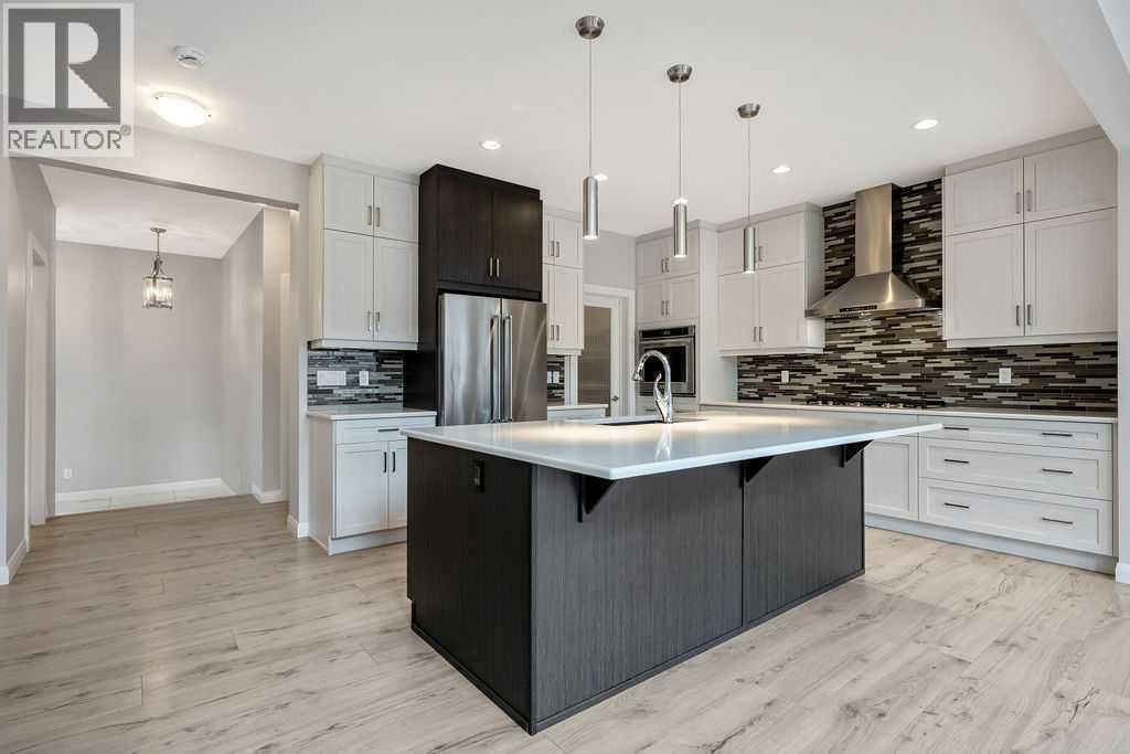 435 Evansglen Drive NW — photo 9