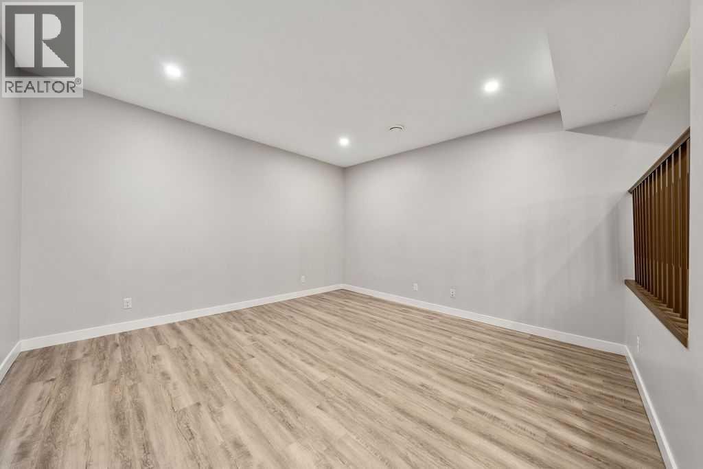 435 Evansglen Drive NW — photo 37