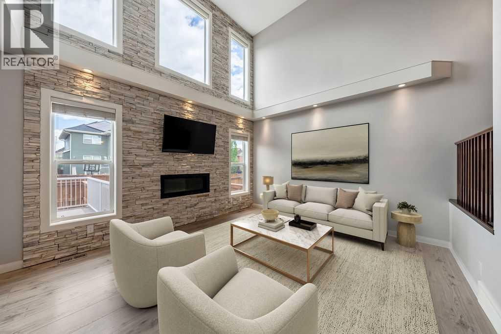 435 Evansglen Drive NW — photo 2