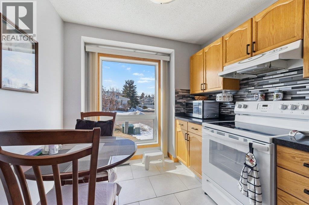 52 Macewan Park Heights NW — photo 11