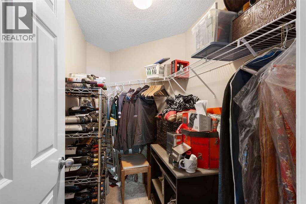 304, 8 Hemlock Crescent SW — photo 19