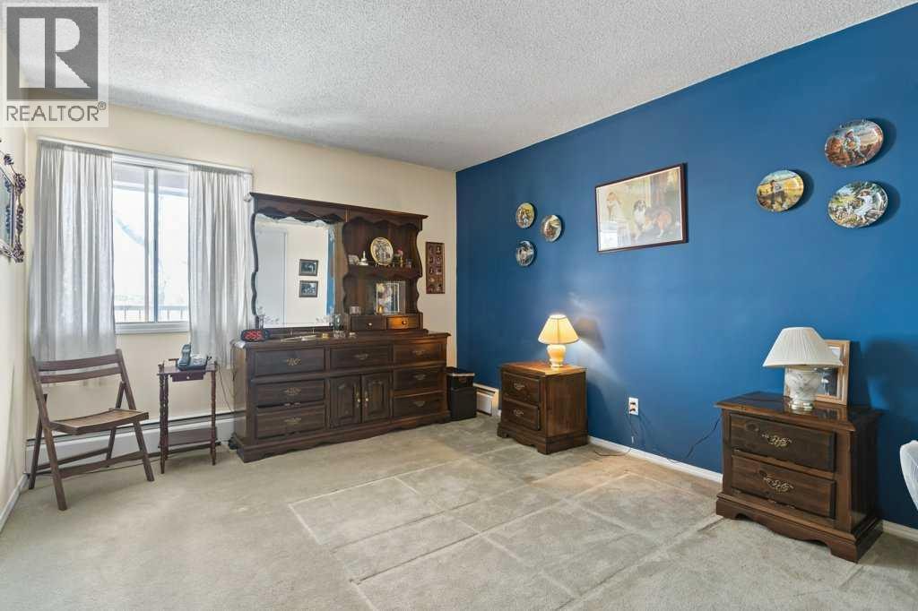 16A, 231 Heritage Drive SE — photo 5