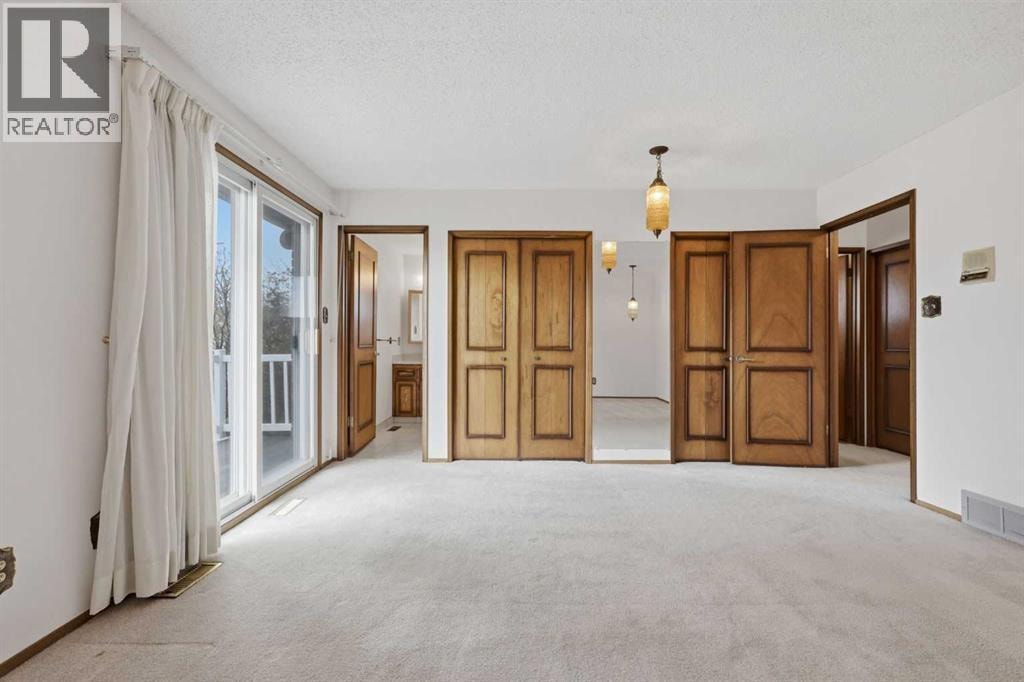480 Berkley Crescent NW — photo 25