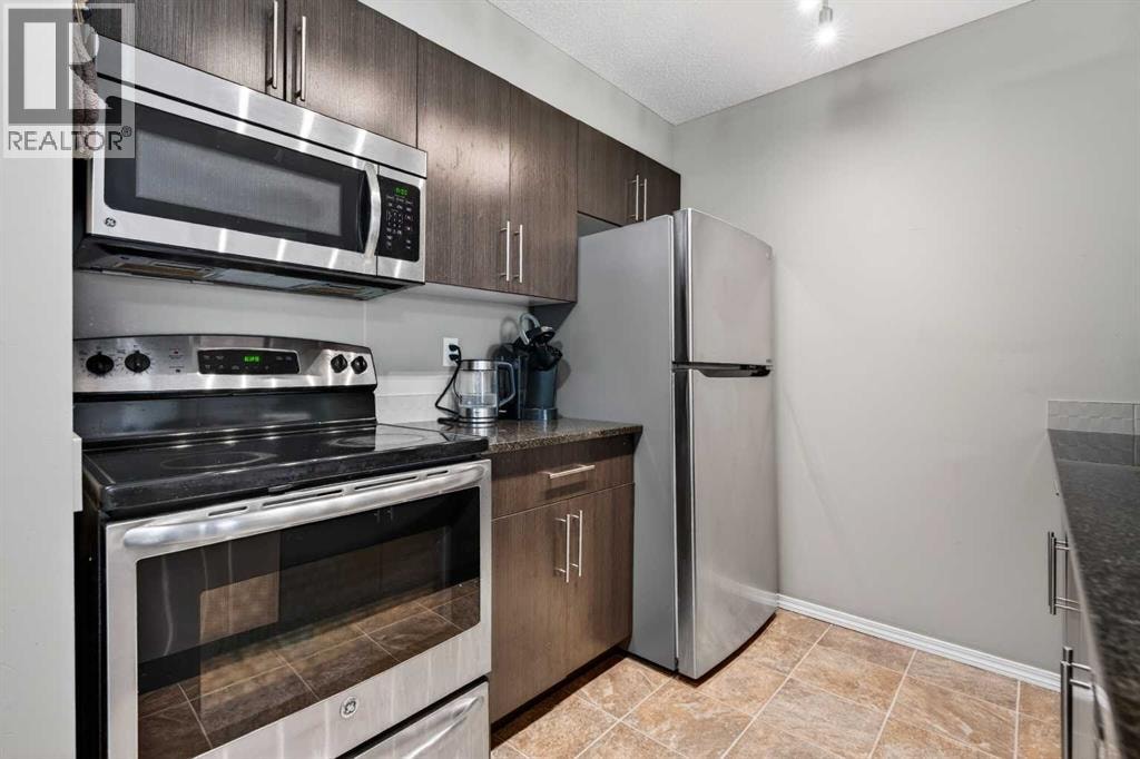 9103, 403 Mackenzie Way SW — photo 4