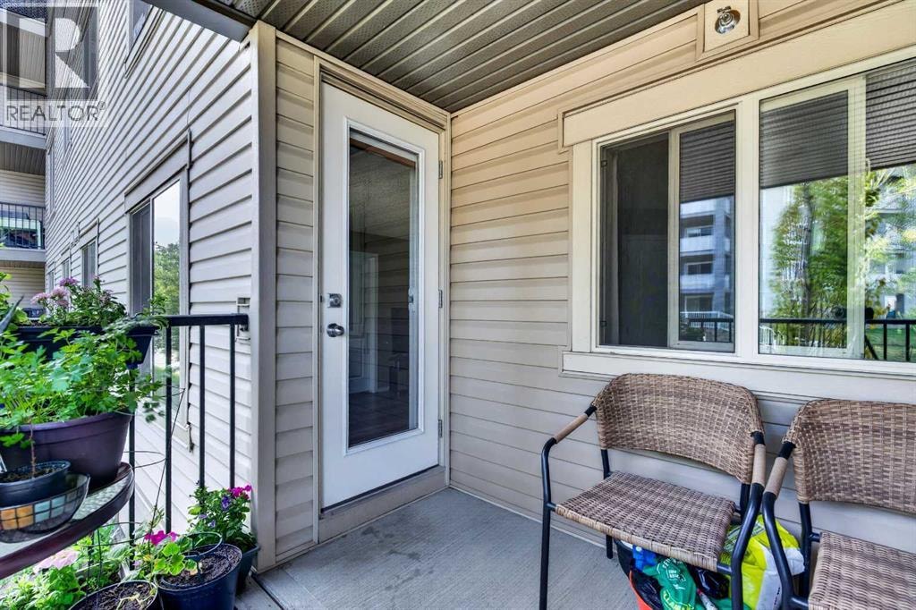 9103, 403 Mackenzie Way SW — photo 22