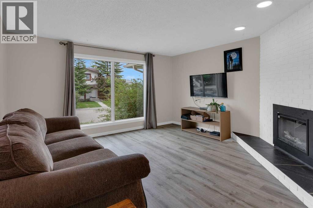 224 Summerwood Place — photo 3