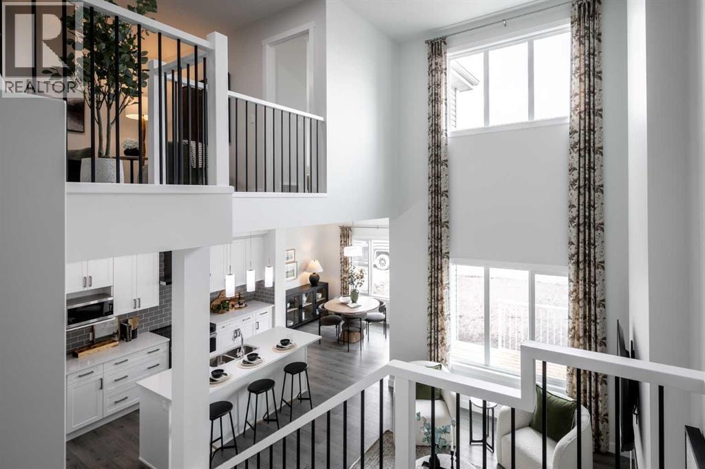 145 Sora Gardens SE — photo 2