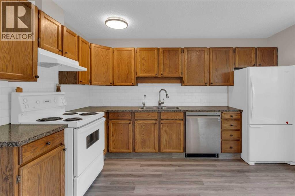 224 Summerwood Place — photo 8