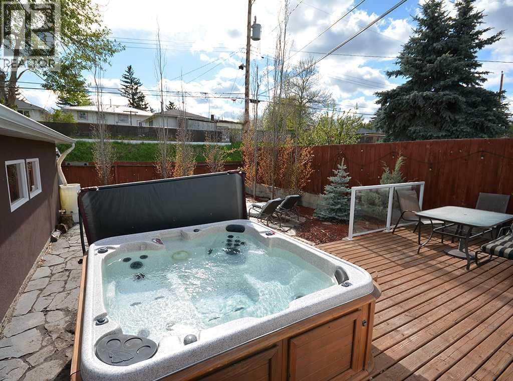 247 Simons Road NW — photo 36