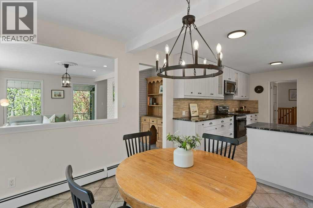 244098 Panorama Ridge SW — photo 13