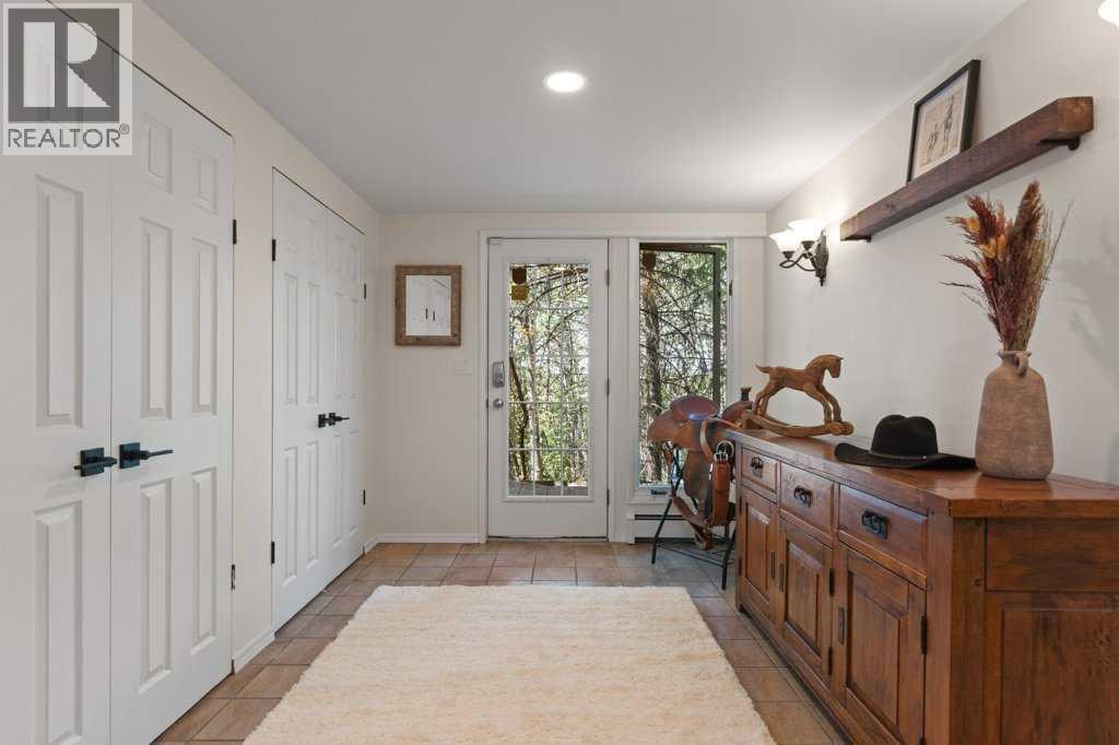 244098 Panorama Ridge SW — photo 26