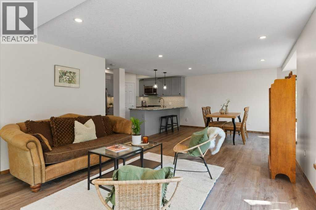 244098 Panorama Ridge SW — photo 32
