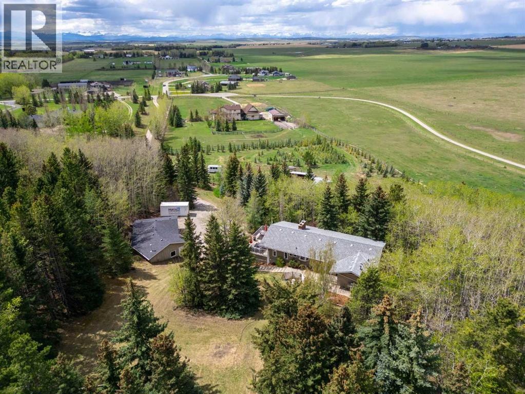 244098 Panorama Ridge SW — photo 48