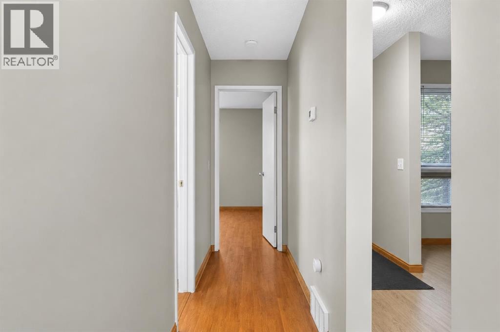 27 Bedford Road NE — photo 13