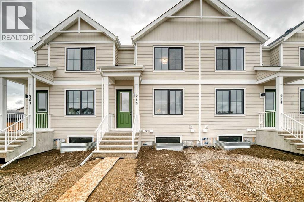 265 Heirloom Way SE