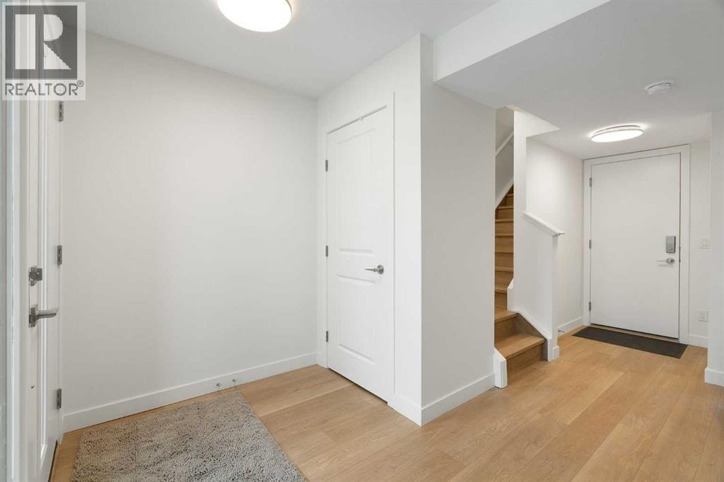 8528 21 Avenue SE — photo 27