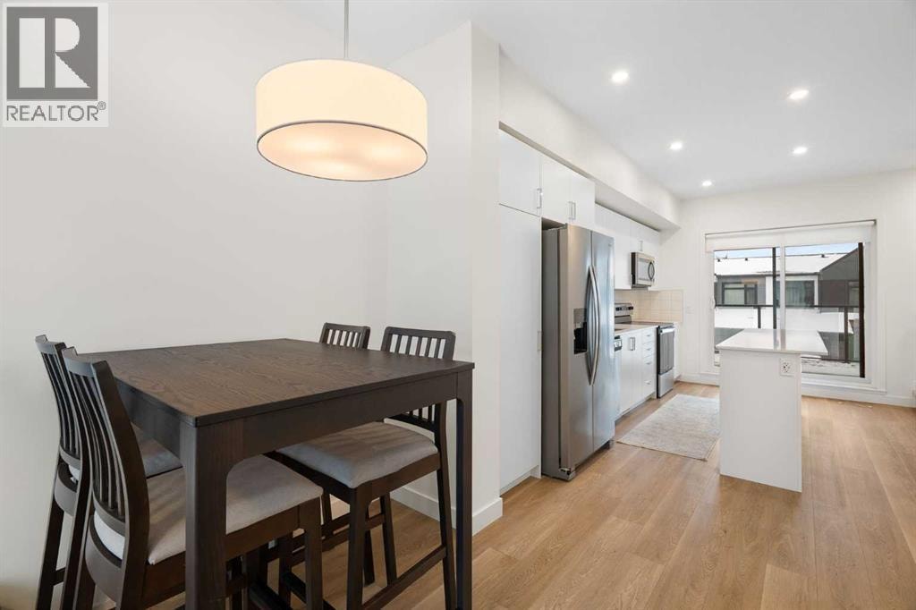 8528 21 Avenue SE — photo 9