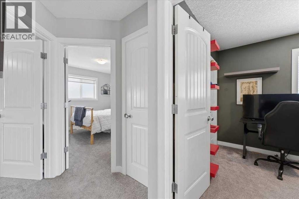 17 Bridlecrest Court SW — photo 28