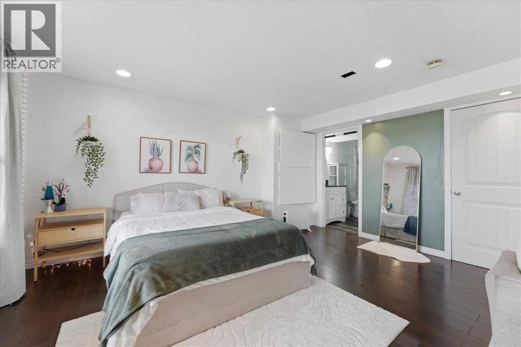 17 Bridlecrest Court SW — photo 41