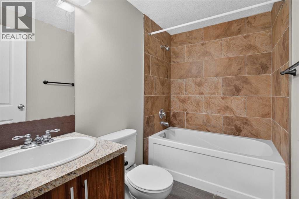 2515 62 Street NE — photo 31
