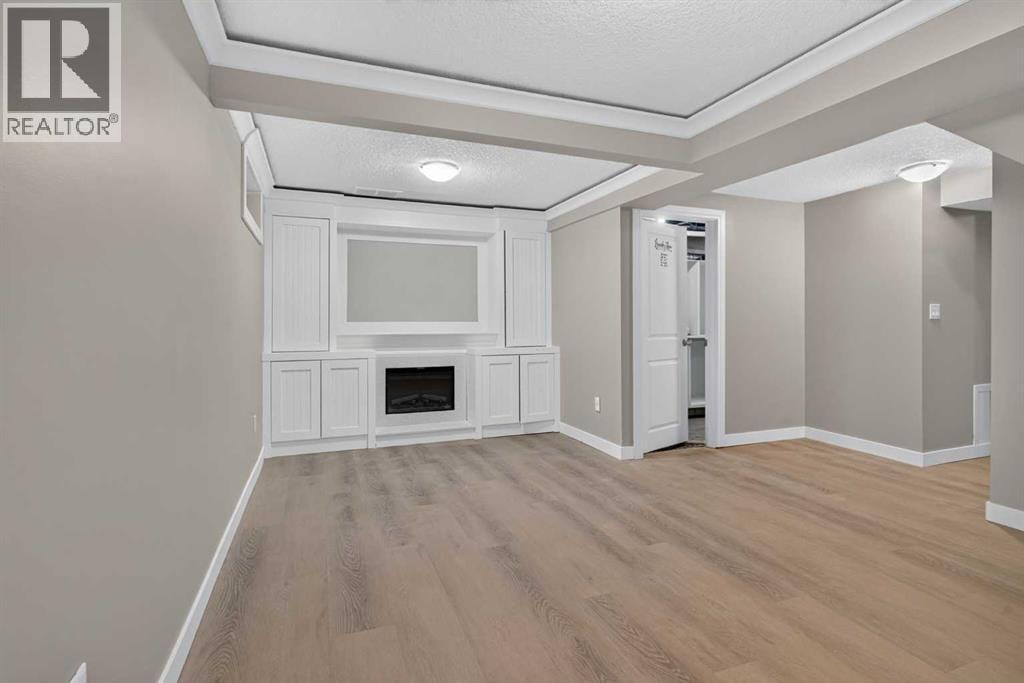 2515 62 Street NE — photo 33