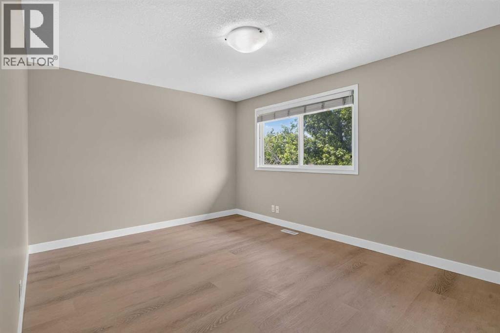 2515 62 Street NE — photo 23