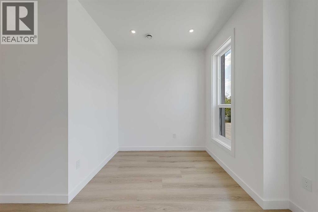 107, 3550 45 Street SW — photo 10