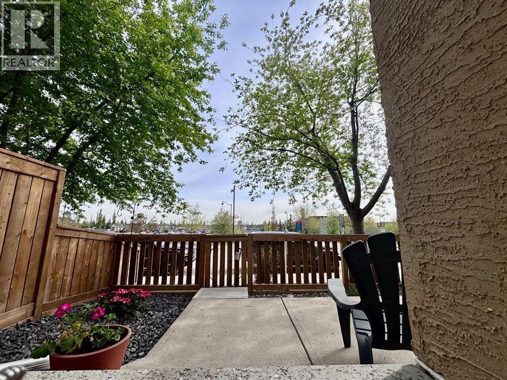 205 Mckenzie Towne Gate SE — photo 8