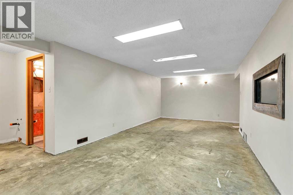 244 Travis Place NE — photo 22