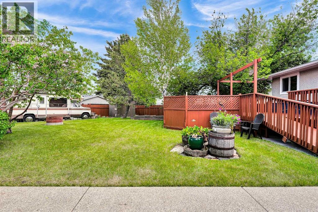 244 Travis Place NE — photo 39