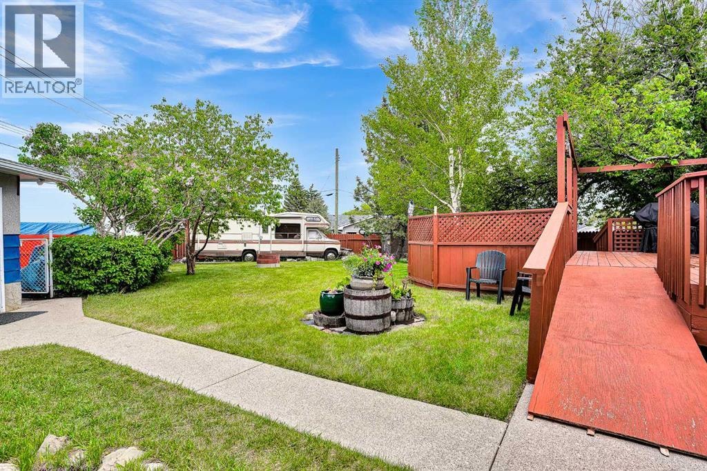 244 Travis Place NE — photo 38