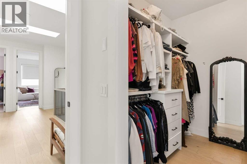 4114 18 Street SW — photo 28