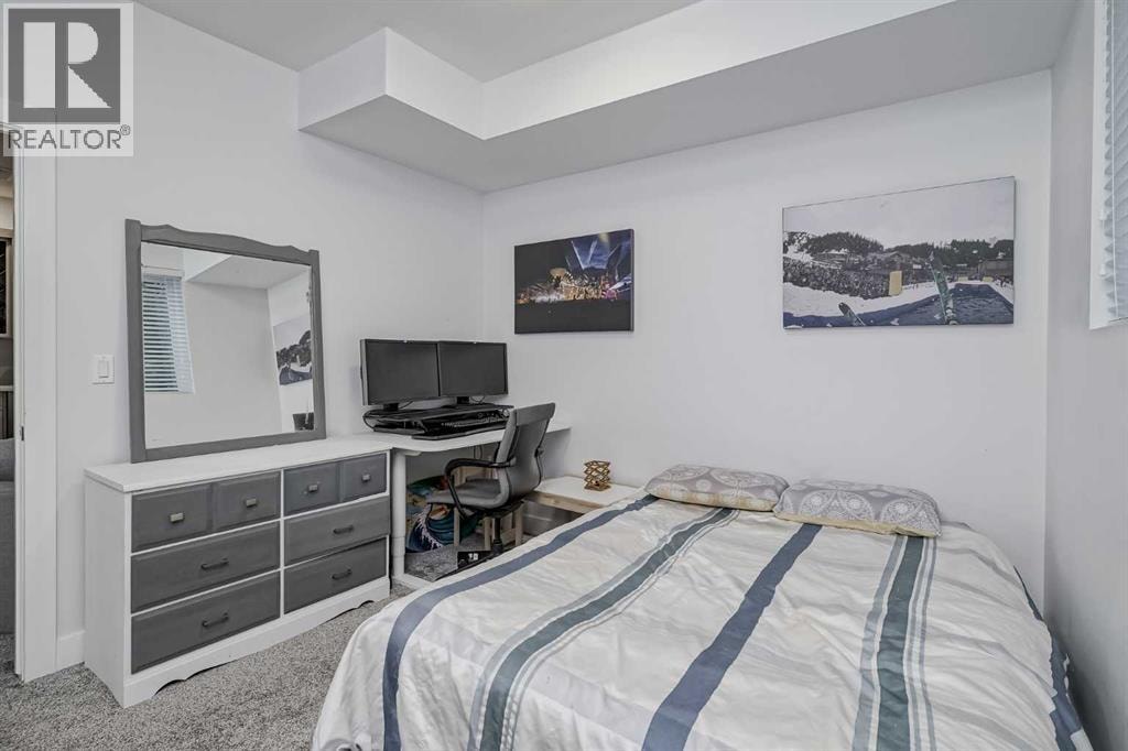 701 13A Street NE — photo 33