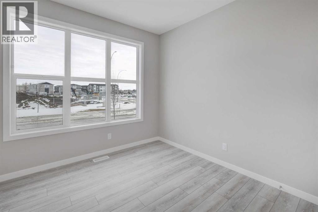 98 Prince Drive — photo 16