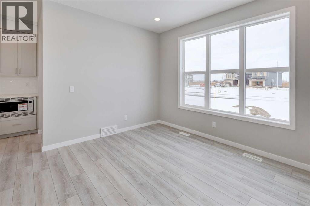 98 Prince Drive — photo 13
