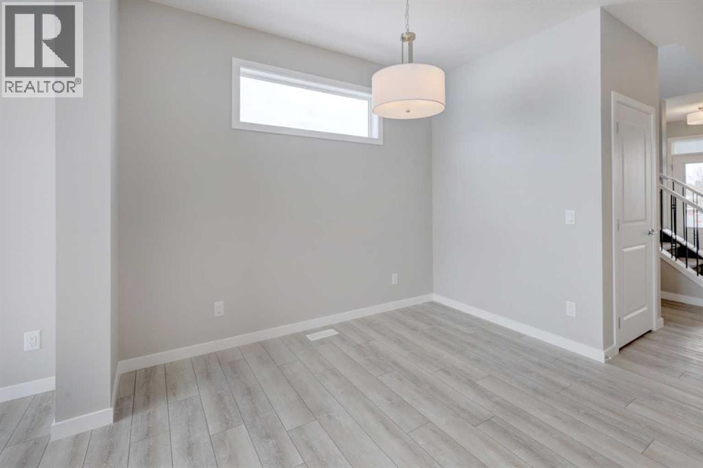 98 Prince Drive — photo 11