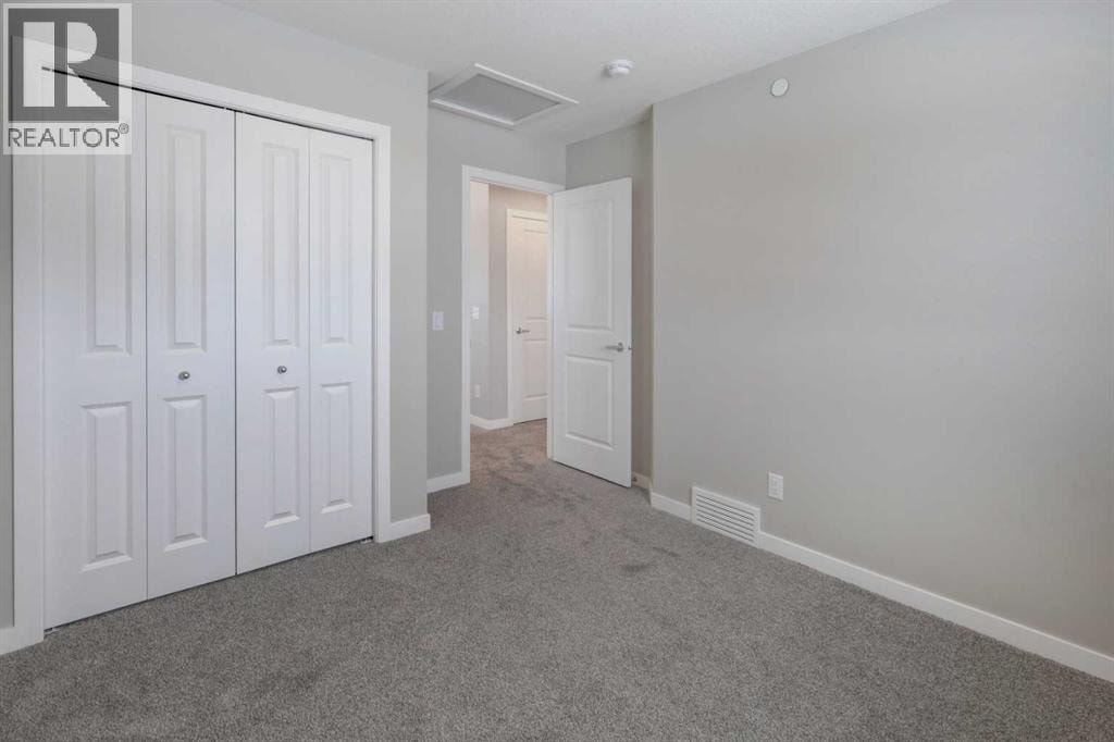 98 Prince Drive — photo 26