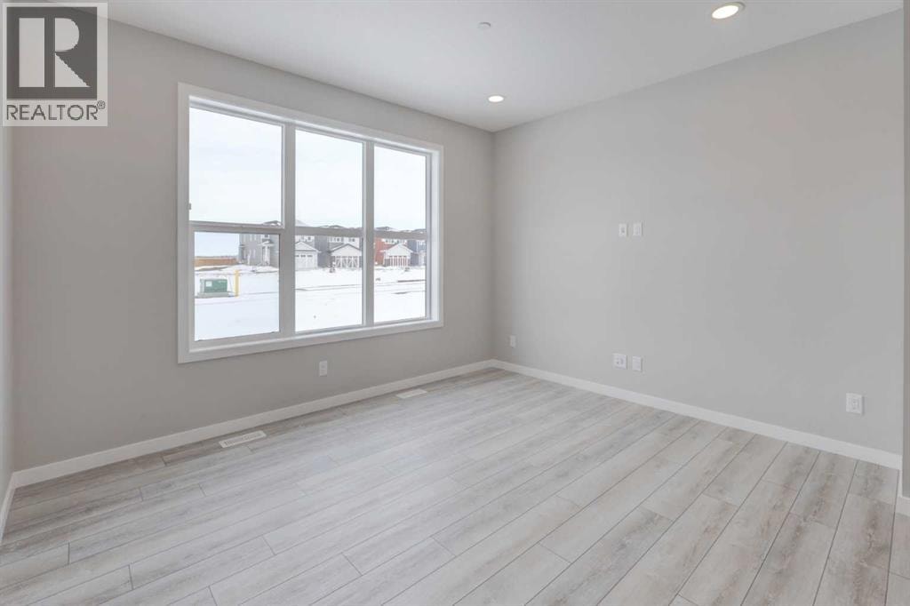 98 Prince Drive — photo 12