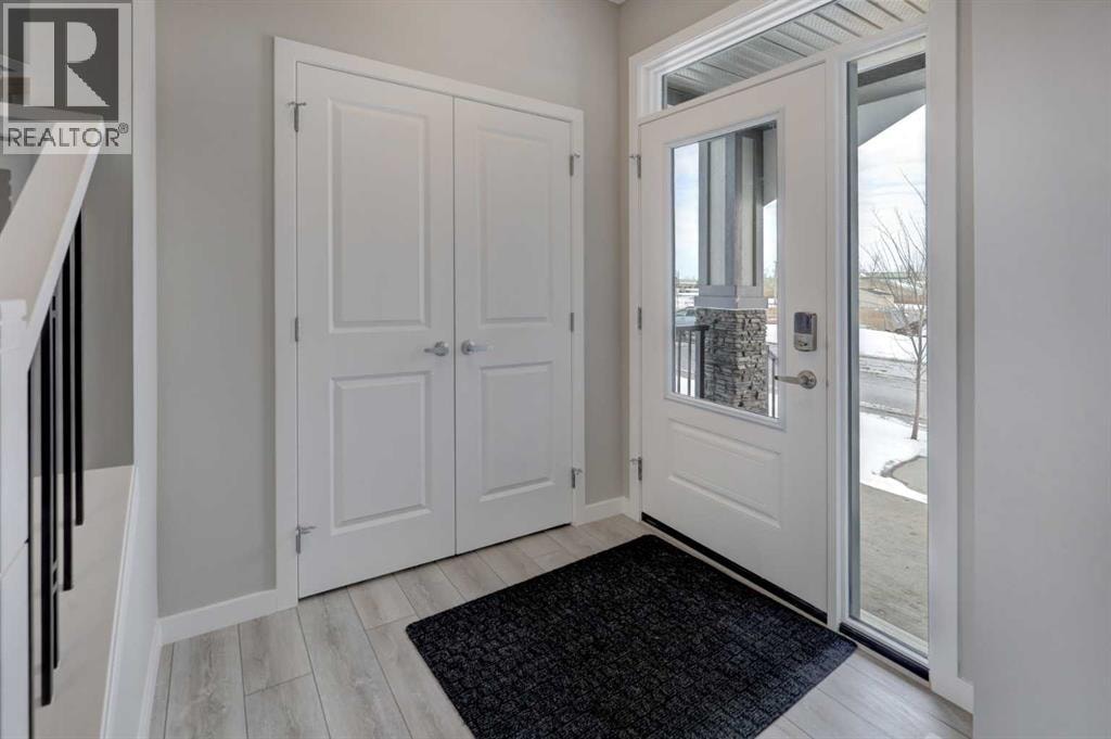 98 Prince Drive — photo 4