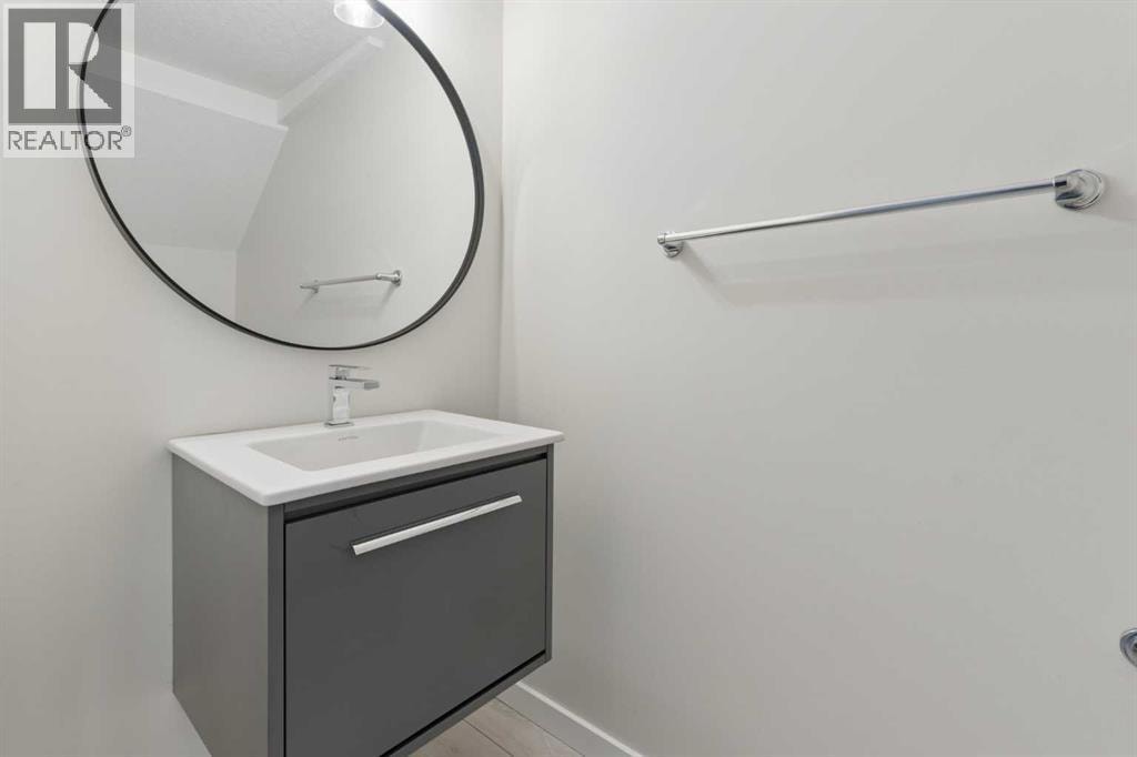 469 Cranbrook Square SE — photo 11